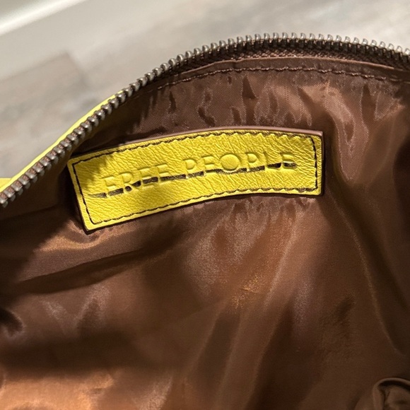 Free People Real World Leather Yellow Leather Shoulder Bag - Picture 7 of 7